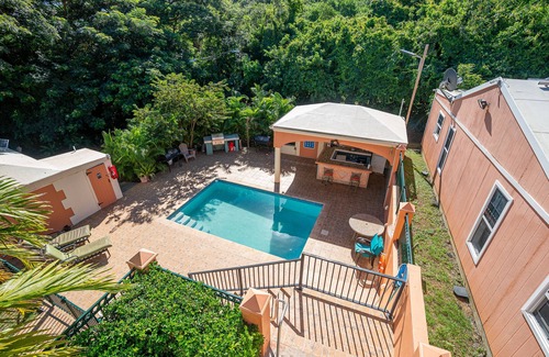 Estate Salt River Casa | Caribbean View, Double Queen Beds, plenty of Island Charm and breakfast