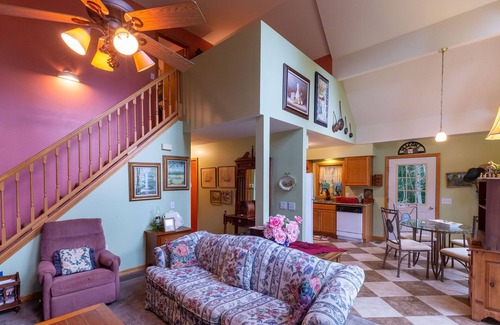 Cullowhee Casa | Caribou Lodge: casa de montaña personalizada cerca del área de Cashiers / Glenville.