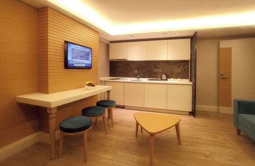 Osmanbey Hotel | Carina Park Suites Nisantasi