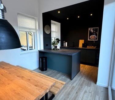 Weimar Apartamento | Carl von Aurora