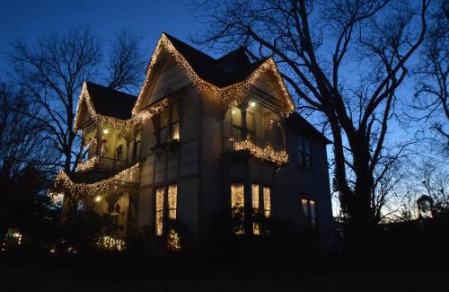 Bonham Cama Y Desayuno | Carleton House Bed and Breakfast
