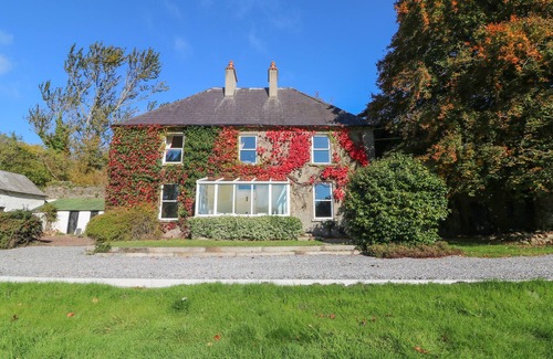 Enniscorthy Cabaña | CARLEY'S BRIDGE HOUSE, family friendly in Enniscorthy, County Wexford
