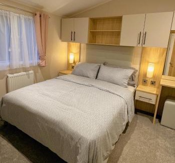 Carlisle Casa | Carlisle CAMELOT HOLIDAY PARK CA65SZ MANOR