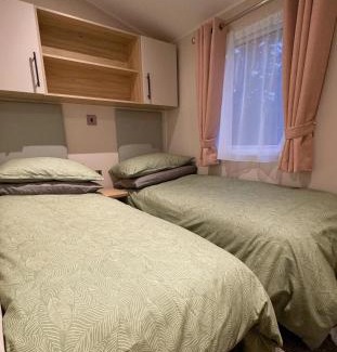 Carlisle Casa | Carlisle CAMELOT HOLIDAY PARK CA65SZ MANOR