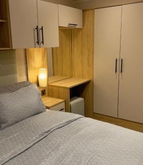 Carlisle Casa | Carlisle CAMELOT HOLIDAY PARK CA65SZ MANOR
