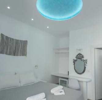 Akrotiri Casa | Carlos Pension