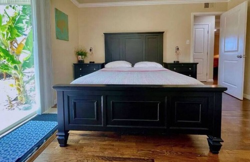 Olde Carlsbad Casa | Carlsbad Ocean Views Vista+Hotub