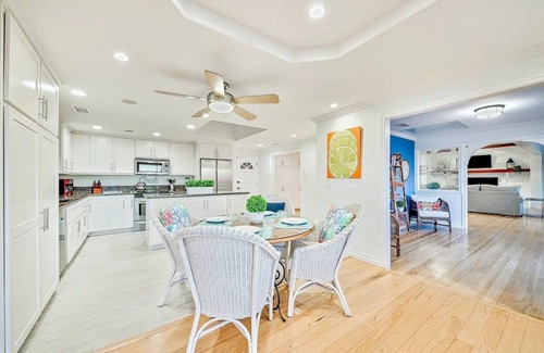 Olde Carlsbad Casa | Carlsbad Oceanview Luxury Home w/ Private Pool, Spa, Outdoor Kitchen & Grill