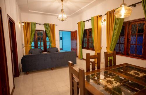 Hatton Casa | Carmel Crown Villa