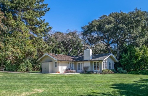 Monterey Cabaña | Carmel Valley 2-bedroom cottage - near wineries, beach, hiking