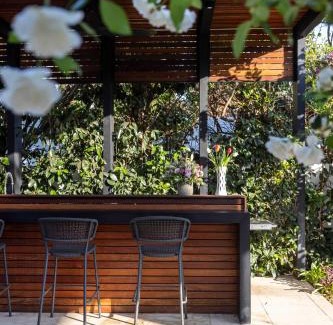 Kfar Shmaryahu Villa | Carmelo Tulip Villa