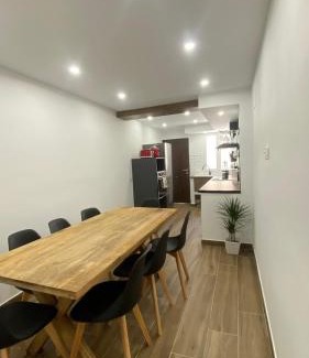 Restabal Casa | Carmen La Golondrina