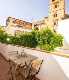Albaicín Apartamento | Carmen típico en Albaicín Granada con piscina y parking opcional