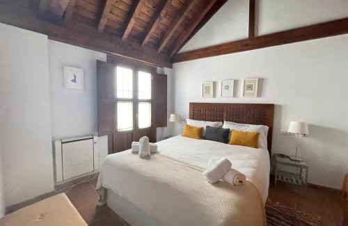 Albaicín Apartamento | Carmen típico en Albaicín Granada con piscina y parking opcional