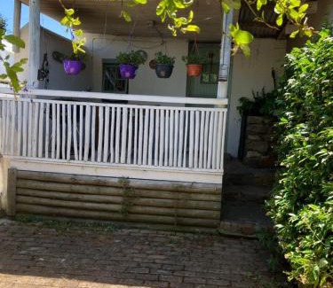 Bredasdorp Casa | Carneddie cottage-garden