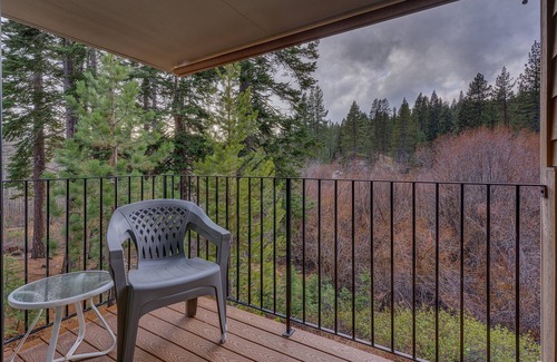 Carnelian Woods Condominio | Carnelian Gem: 2 BR, 2 BA Condominium in Carnelian Bay, Sleeps 7
