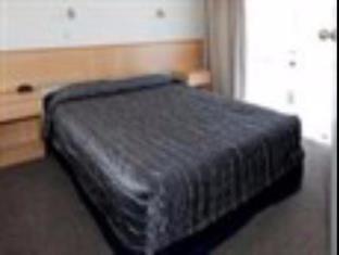 Riccarton Hotel | Carnmore Hagley Park