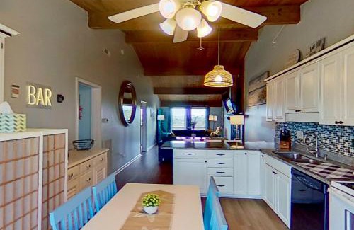 Atlantic Beach Casa | Carolina Coasting