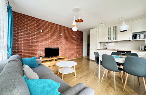 Przymorze Apartamento | Caroline by Q4 Apartments