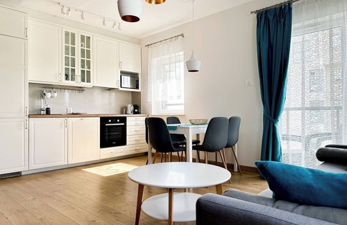 Przymorze Apartamento | Caroline by Q4 Apartments