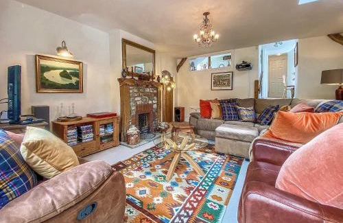 Crockerton Casa | Caroline Cottage