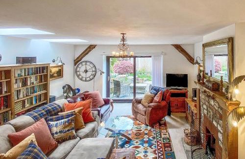 Crockerton Casa | Caroline Cottage