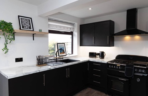 Littleborough Casa | Carpe Diem Cottage near Hollingworth Lake