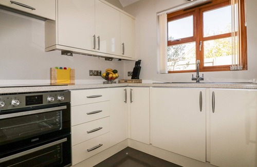 Crantock Cabaña | CARPE DIEM, admite mascotas, con un jardín en Crantock, Ref 983288