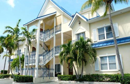 Grace Bay Casa | Carpe Diem 3 BR Condo