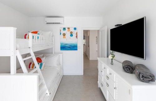 Grace Bay Casa | Carpe Diem 3 BR Condo