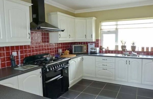 Caherdaniel Cabaña | CARRAIG OISIN, pet friendly in Waterville, County Kerry