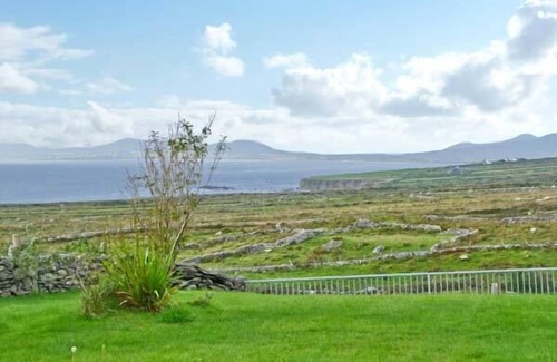 Caherdaniel Cabaña | CARRAIG OISIN, pet friendly in Waterville, County Kerry