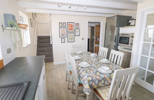 Solva Casa | CARREG DDU, pet friendly, character holiday cottage in Solva