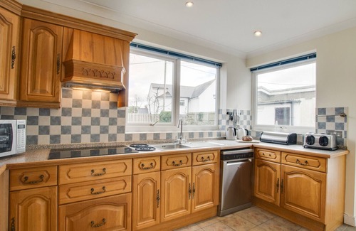 Port-Eynon Casa | Carreg Lwyd Farmhouse