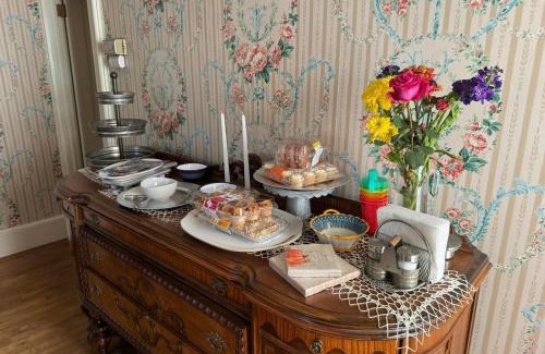 Monroe Cama Y Desayuno | Carriage House Bed and Breakfast