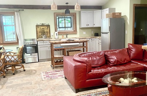 Watkins Glen Apartamento | CARRIAGE HOUSE BUNGALOW/LAKE VIEW/ VILLAGE OF WATKINS