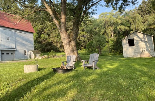 Watkins Glen Apartamento | CARRIAGE HOUSE BUNGALOW/LAKE VIEW/ VILLAGE OF WATKINS