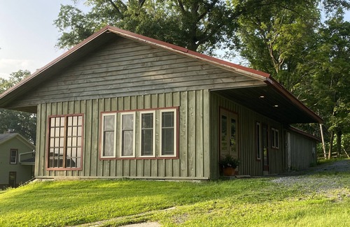 Watkins Glen Apartamento | CARRIAGE HOUSE BUNGALOW/LAKE VIEW/ VILLAGE OF WATKINS