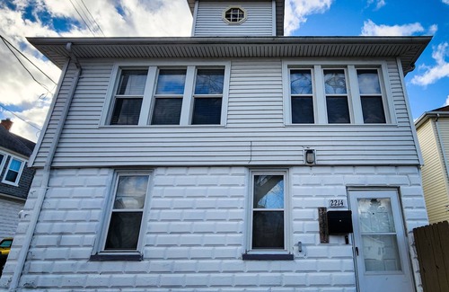 Wyandotte Apartamento | Carriage House:Experience Fall Festivals and Cozy Loft Living!