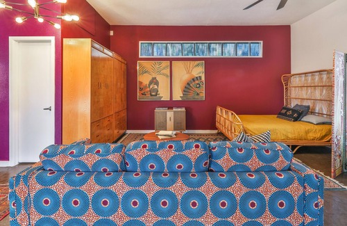 Bellville Casa | Carriage House