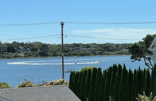 Chatham Cabaña | Carriage House with Beautiful Water View, Steps to Beach & Main Street