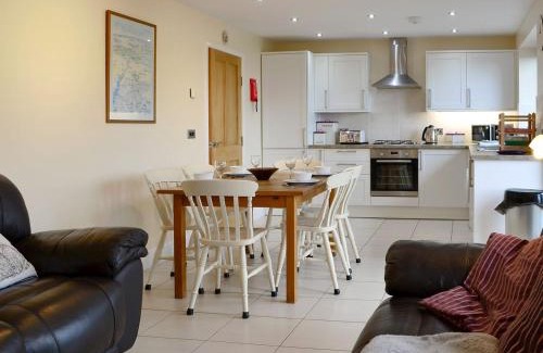 Linlithgow Casa | Carribber Beech