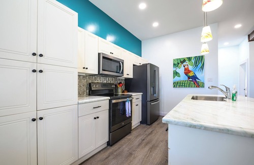 Hopkins Casa | Carrican Unit 1: Beachfront living with amazing views from the upper deck