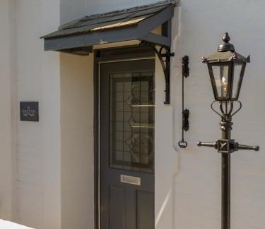 Shanklin Casa | Carriers Cottage, Isle of Wight