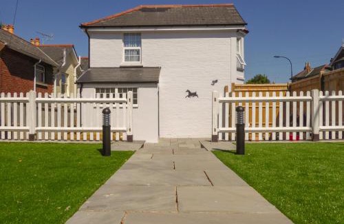 Shanklin Casa | Carriers Cottage, Isle of Wight