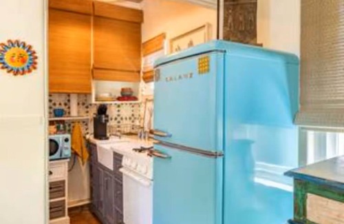 Tahquitz River Estates Complejo | Carrington Cottage @ 420 Shiloh LGBTA Pet friendly Sanctuary with Soul