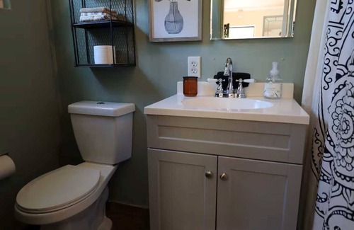 Tahquitz River Estates Complejo | Carrington Cottage @ 420 Shiloh LGBTA Pet friendly Sanctuary with Soul