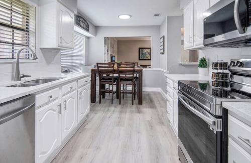 Northeast Carrollton Casa | Carrollton Retreat – Pet-Friendly, Sleeps 8!