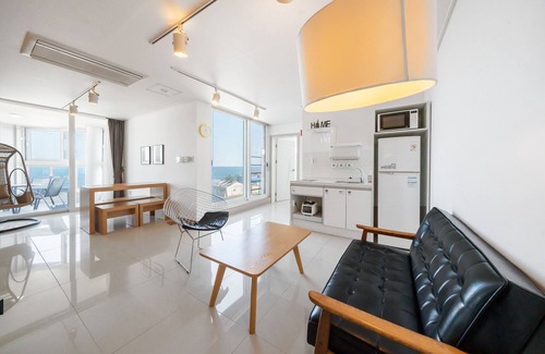 Gyeongju Casa | Carrot Ryokan Poolvilla