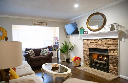 East Ellijay Condominio | Cartecay Catch -Comfortable Condo on the Cartecay River